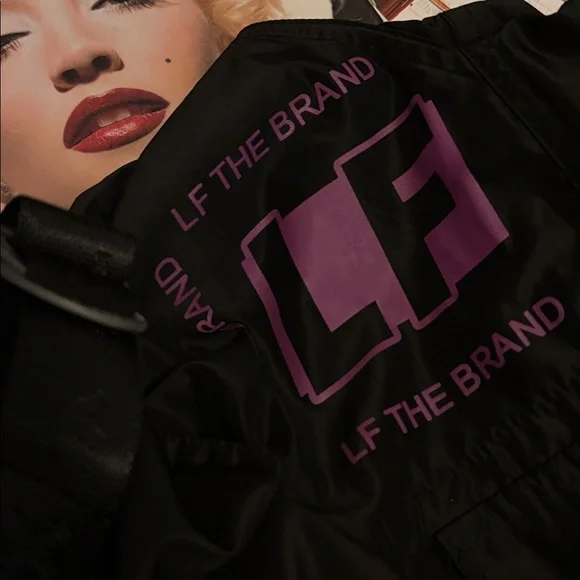 𫦠π
π«¦β’ π₯ LF the Brand x Slayyyyyy Vibes π₯β’ π
𫦠π
- Picture 1 of 13